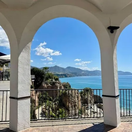 شقة 3 Bedroom In With Sea View