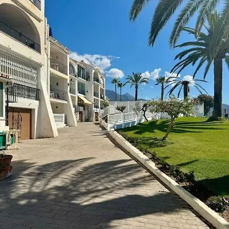 3 Bedroom In With Sea View Nerja